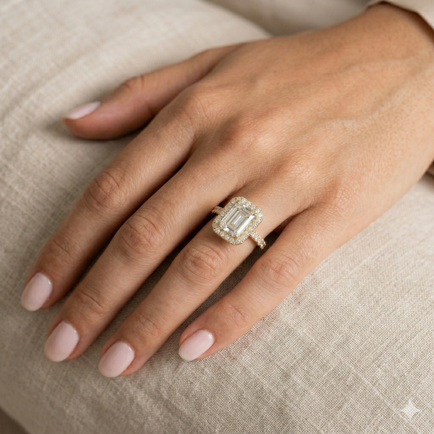 1.00 Carat Emerald Center Halo Diamond Ring (1.66 CTW)